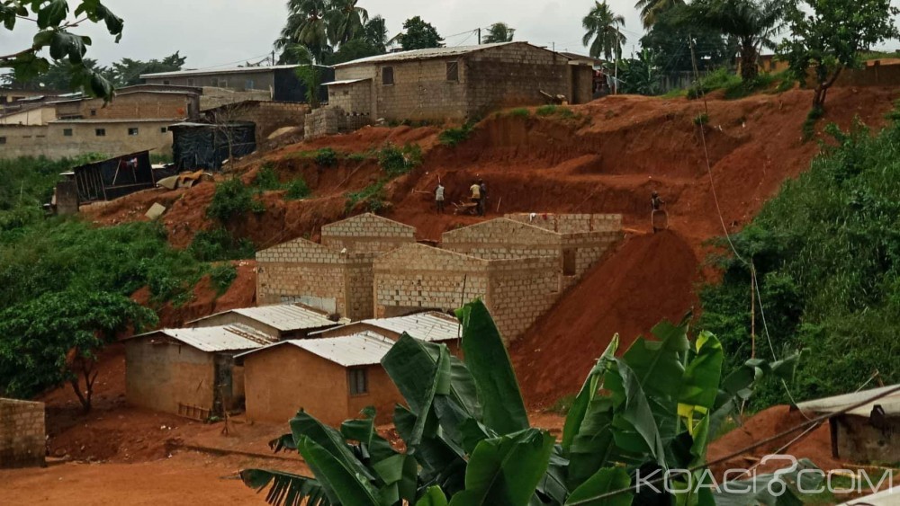 Côte d'Ivoire: Abobo, des maisons à  risques construites dans le flanc d'une colline dans l'indifférence des agents du ministère de la construction