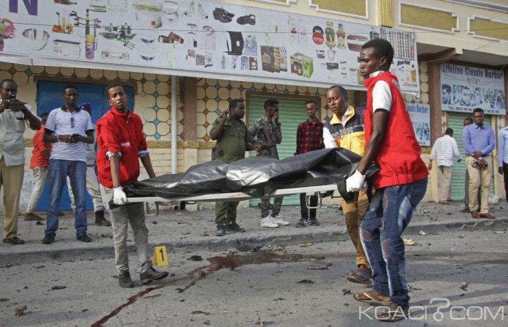 Somalie: Un kamikaze  fait exploser son véhicule à  Mogadiscio, 6 morts et une quinzaine de blessés