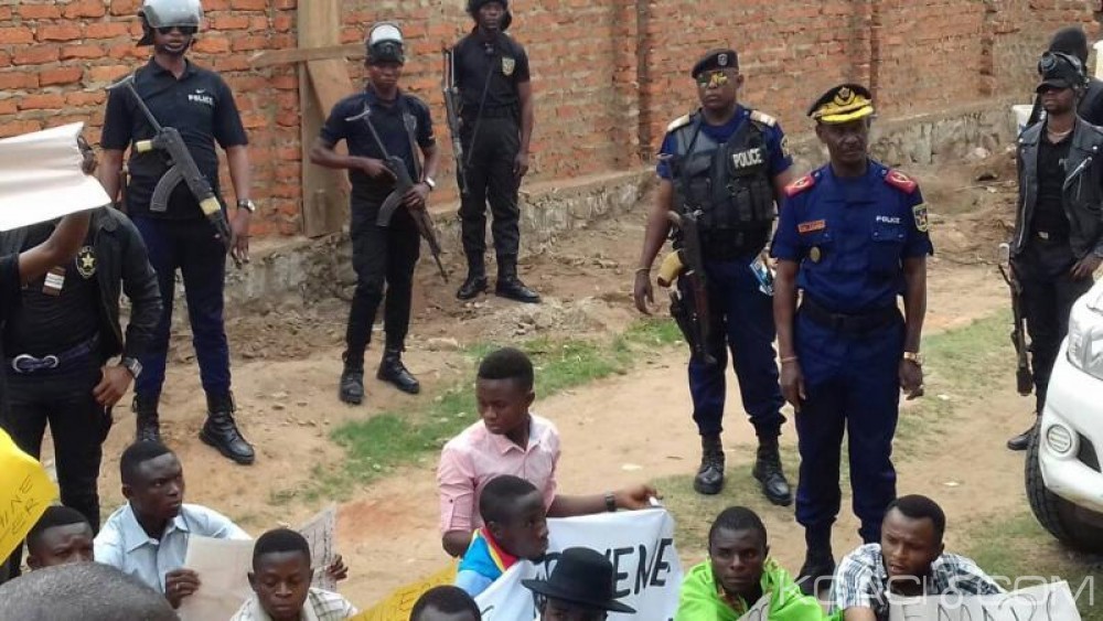 RDC: Contre la machine à  voter, huit militants de la LUCHA détenus pour «destruction méchante »à  Goma