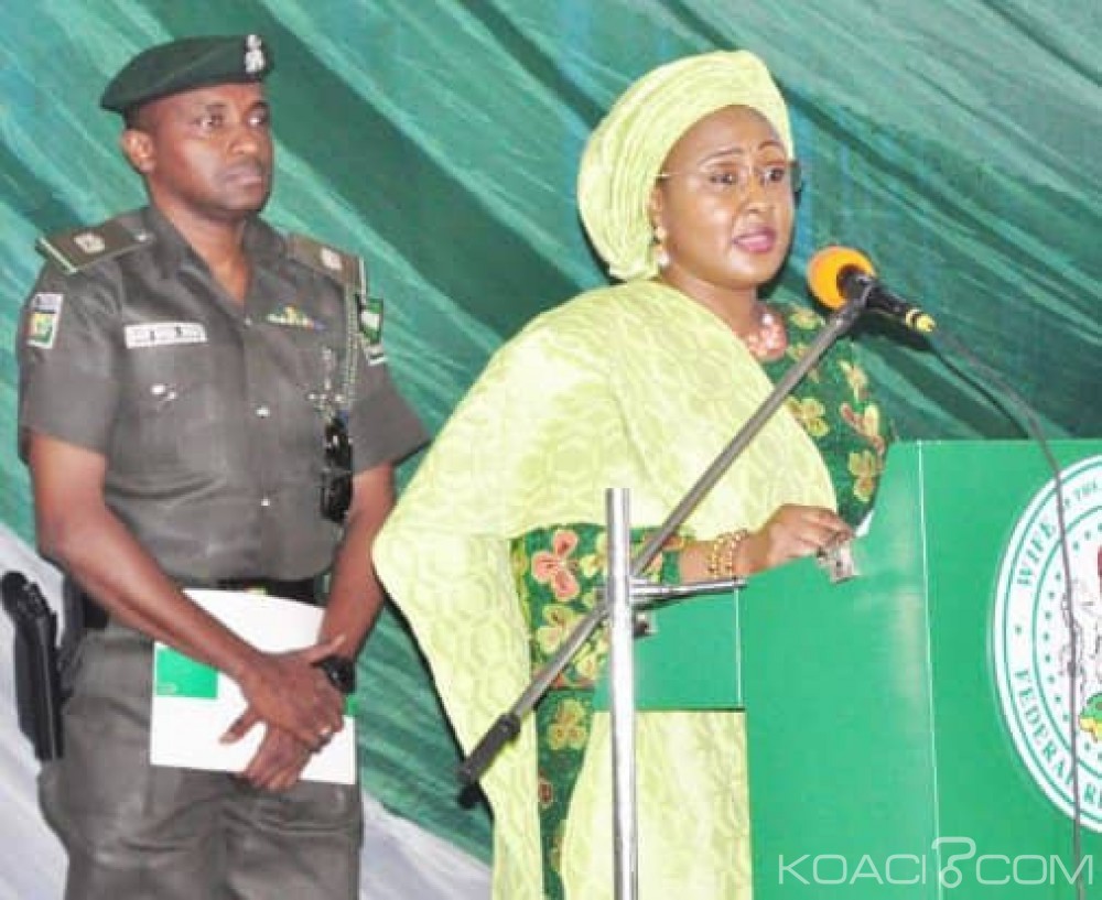 Nigeria : Un aide de camp de la Première dame aux arrêts pour avoir extorqué de l'argent en son nom