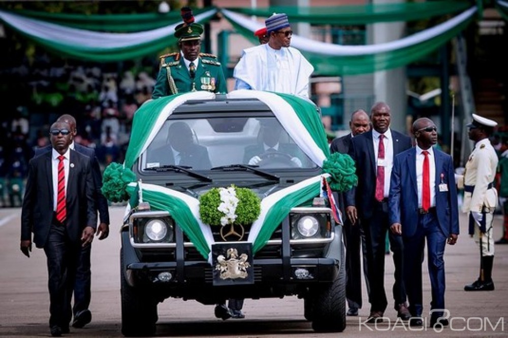 Nigeria : Buhari fier des 58 ans du pays et réitère des élections démocratiques en 2019