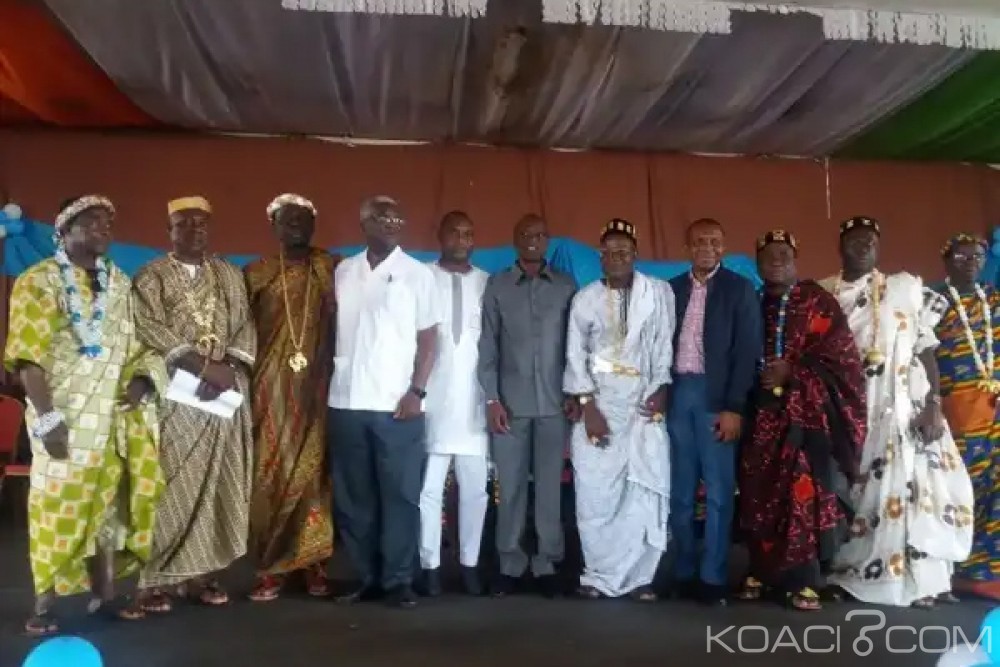 Côte d'Ivoire : Prétendue soutien des têtes couronnées du V Baoulé à  Ouattara au palais du carnaval de Bouaké, un chef Baoulé révèle, «nous avons été trompés...»