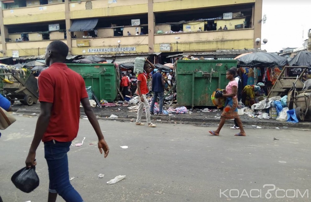 Côte d'Ivoire : Boulevard Nangui Abrogoua, plusieurs fois déguerpis reste toujours un marché à  ciel ouvert