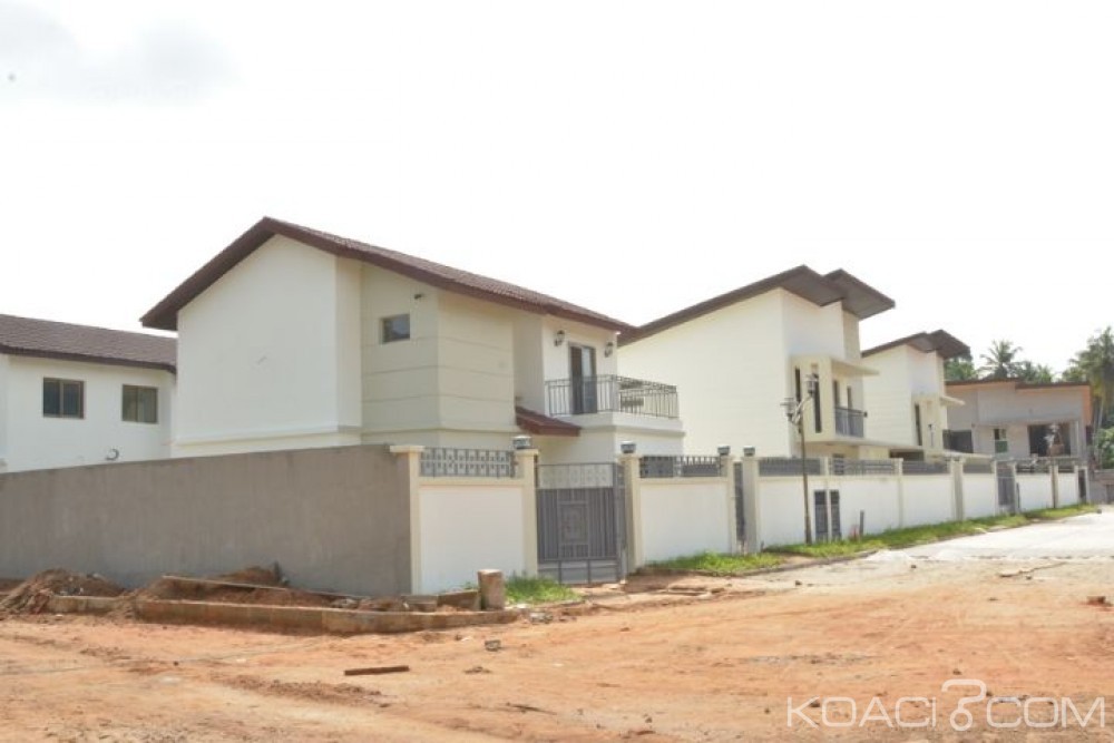 Côte d'Ivoire : La construction de 10.000 nouveaux logements sociaux annoncée  par Bruno Koné