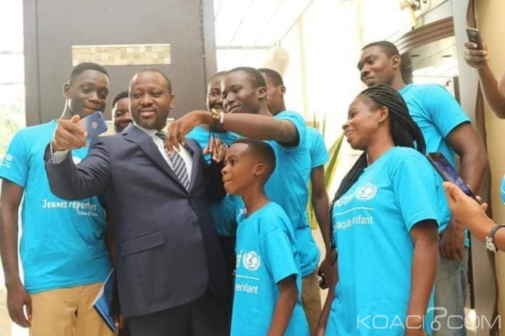 Côte d'Ivoire : Journée mondiale des enfants, le chef du parlement reçoit à  son domicile des petits ivoiriens