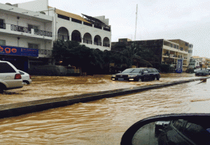 Sénégal : Première forte pluie tombe sur Dakar, la capitale sénégalais déjà  «sous l'eau»