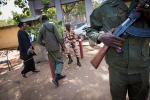 Mali : Un poste de police attaqué par des assaillants à  Bamako, deux blessés
