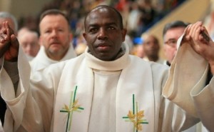 Rwanda: Accusé de génocide, le parquet requiert un non lieu pour le prêtre Wenceslas
