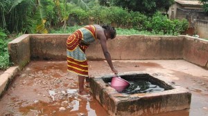 Côte d'Ivoire : Un homme  arrêté après l'intoxication alimentaire qui a fait 10 morts dans un village