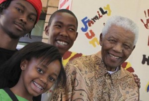 Afrique du Sud : Accusé de viol sur une adolescente, le petit fils de Mandela libéré sous caution