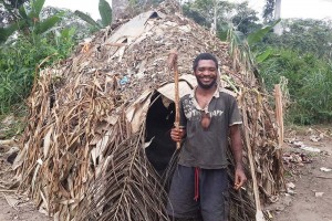 Gabon: Un après-midi avec les Pygmées de Doumassi