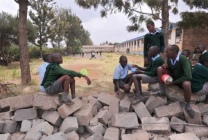 Kenya : Un écolier  se pend à  un arbre après une dispute avec sa mère