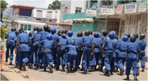 Burundi : Un mort dans les affrontements entre militaires et hommes armés non identifiés près de Bujumbura