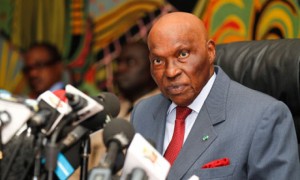 Sénégal : Depuis la France Abdoulaye Wade demande un « devis » pour sortir Karim de prison