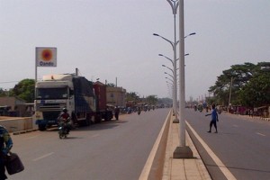 Togo : A l'écoute de Ouaga, des convoyeurs burkinabè bloqués à  Lomé