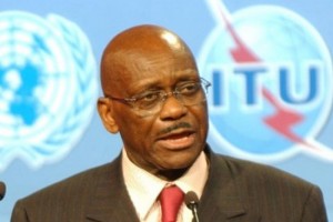 Gabon: Jean-François Ntoutoume Emane menacé après sa décision de quitter le parti au pouvoir