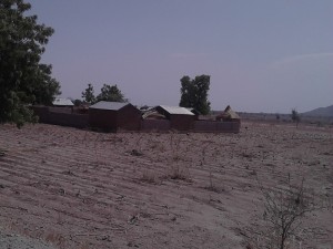 Cameroun : Un village incendié dans une attaque attribuée à  Boko Haram, 7 islamistes capturés