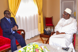 Sénégal : Ça manœuvre au sommet de l'Etat, le Président Sall a reçu Moustapha Niasse