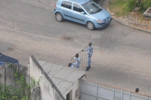 Côte d'Ivoire: Pour une visite au plateau, le candidat Ouattara fait bloquer les voies depuis la veille