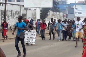 Congo : Manifestation anti-référendum, un meeting de l'opposition empêché à  Dolisie