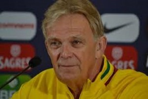 Cameroun : Après son limogeage, Volker Finke veut porter plainte à  la Fécafoot
