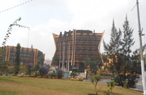 Cameroun: Pour la baisse des carburants, grève annoncée sous peu des transporteurs