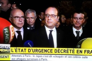France: Les terroristes islamistes frappent Paris, plus de 120 morts et l'état d'urgence décrété