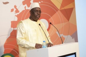 Sénégal: Attentats de Paris, Macky Sall soutien la France et annonce qu'une Sénégalaise y a perdu la vie
