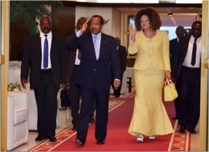 Cameroun : La coupe de football dans l'air, Biya regagne Yaoundé en attendant le voyage pour la Cop 21