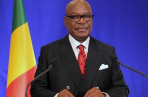 Mali: 19 otages tués, IBK de retour à  Bamako décrète l'état d'urgence pour dix jours et trois jours de deuil national