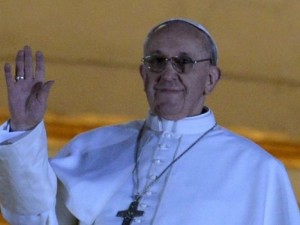 Monde:  Cinq personnes inculpées par la justice vaticane