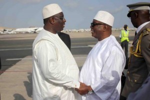 Sénégal: Pour mettre fin aux «Pourquoi pas le Nigéria ou le Mali», Macky Sall s'est rendu au Mali suite à  l'attentat de Vendredi