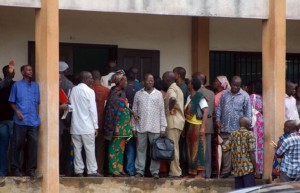 Côte d'Ivoire: Les fonctionnaires invités à  régulariser  administrativement leur situation