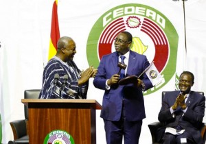 Cedeao: Lutte contre le terrorisme, Macky Sall convoque les pays de l'espace à  un sommet à  Abuja
