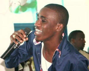 Sénégal: Waly Seck vend aux enchères un exemplaire de son nouvel album «Xel»  à  8.600.000 Fcfa