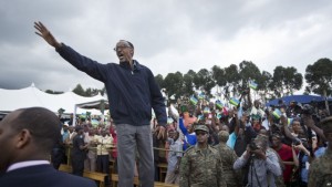 Rwanda :  Référendum, députés et sénateurs en campagne pour expliquer  la nouvelle Constitution