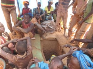 Guinée: Au moins 12 orpailleurs clandestins tués dans un éboulement