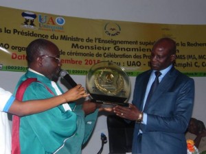 Côte d'Ivoire:  Bouaké, 289 enseignants de l'Université Alassane Ouattara ont reçu leurs insignes du CAMES