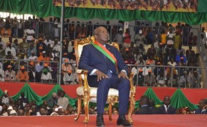 Burkina Faso: Investi président, Kaboré salue la transition et demande une minute de silence en mémoire des victimes du coup d'Etat avorté