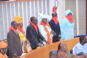 Sénégal: Questions d'actualités, Les députés de l'opposition dénoncent une mauvaise répartition des temps de parole et perturbent la séance