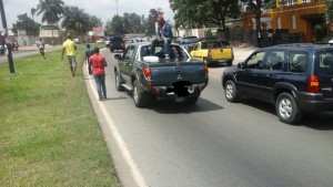 Côte d'Ivoire: Tentative de braquage à  Cocody, la voiture d'un opérateur économique criblée de balles par des bandits