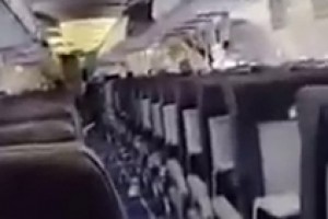 Somalie: Une explosion à  bord d'un avion fait au moins deux blessés