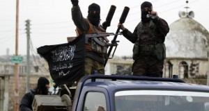 Libye: Le nombre de combattants de l' EI grimpe à  5000, en baisse en Irak et en Syrie