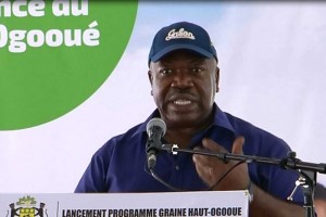Gabon: Depuis Franceville, Ali Bongo annonce 100 000 Fcfa par mois à  tous ceux qui s'engageront dans le projet Graine