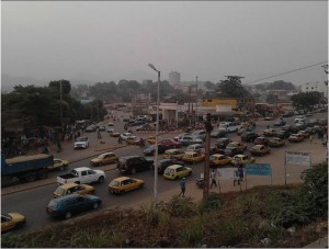 Cameroun: Yaoundé, pourquoi les taxis en commun transportent 6 personnes au lieu des 5 autorisées ?
