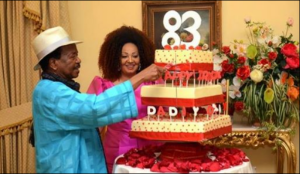 Cameroun: La photo d'anniversaire de Biya suscite un tollé sur internet