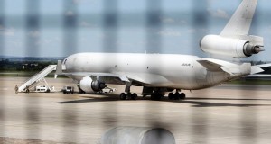 Zimbabwe: Un cadavre découvert dans un avion cargo américain