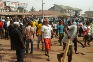 Ghana: Des Ashanti menacent de se comporter «en hommes» après les violences à  Tafo