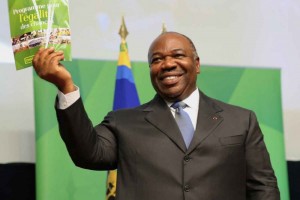 Gabon: Changer le pays en profondeur, Bongo milite pour la transparence des décisions de nominations et d'emplois