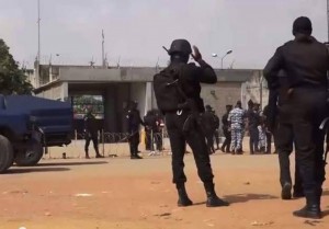 Côte d'Ivoire: Un voleur lynché à  mort et jeté dans un commissariat